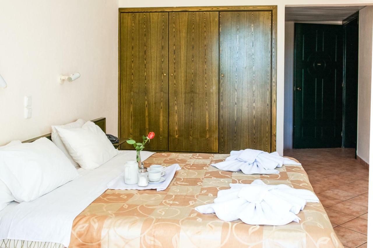 Villa Cariatis Nea Kallikrateia Esterno foto