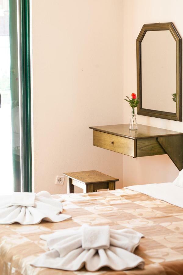 Villa Cariatis Nea Kallikrateia Esterno foto